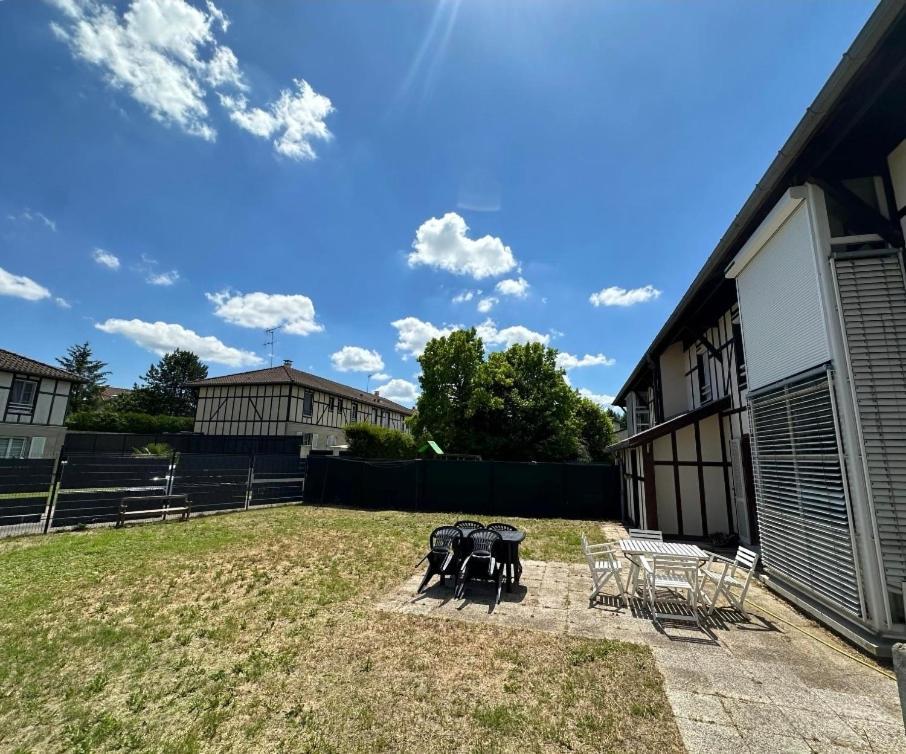 Charmante Maison Comme Chez Soi Saint-Amand-sur-Fion Exterior foto