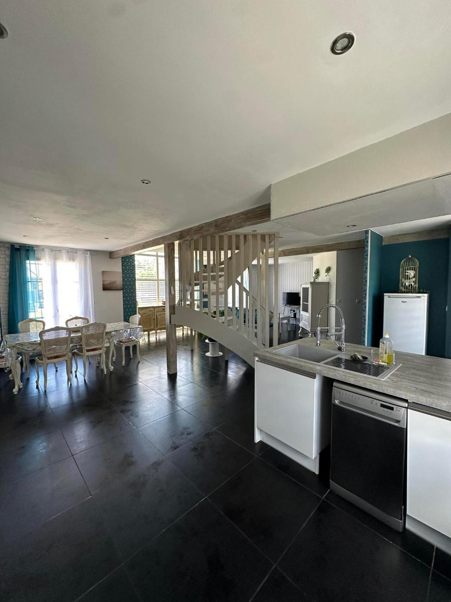 Charmante Maison Comme Chez Soi Saint-Amand-sur-Fion Exterior foto